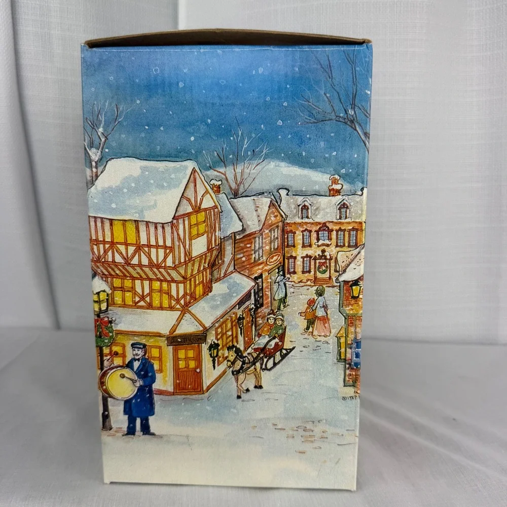 VTG Holiday Living Lily's Flower Shop Porcelain Lighted House Christmas Village